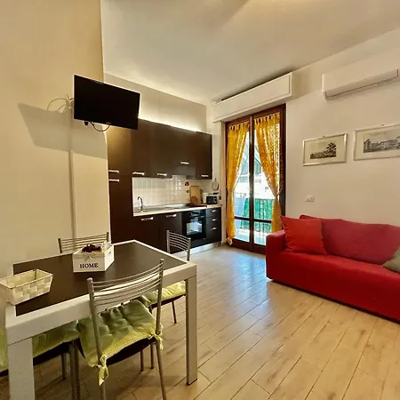 Perosi Nest Florence